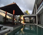 Apple Villas & Apartments